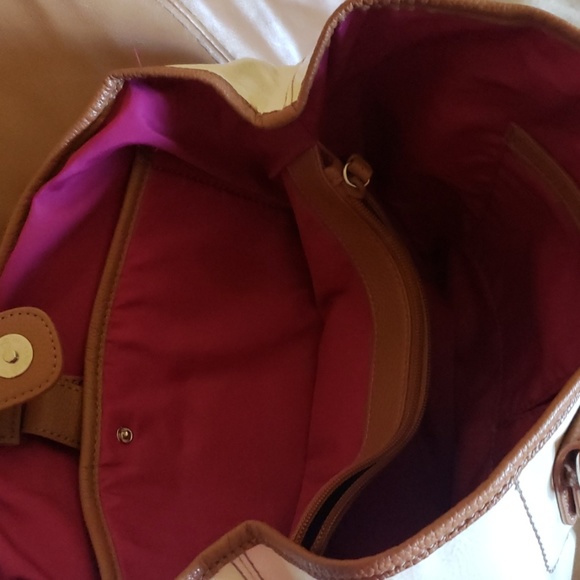 Purse - Picture 3 of 7